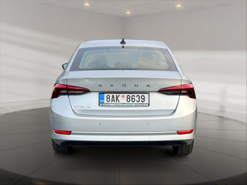 Škoda Octavia 1,5 TSI 110 Style - fotka 4 z 8