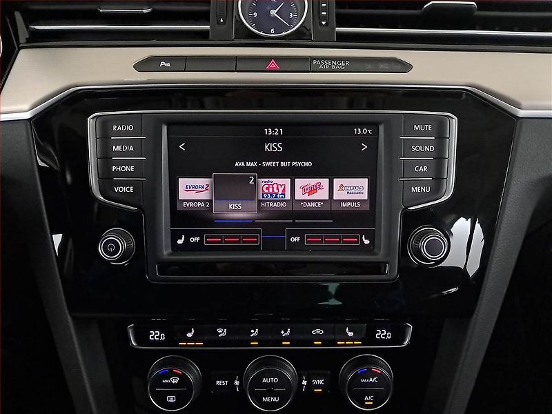 Volkswagen Passat (2017) Highline 1.8 TSI, Automat - fotka 12 z 17