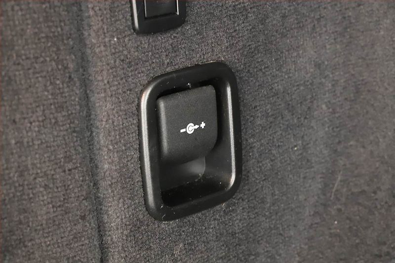 BMW Řada 3 (2013) 320 d xDrive, 4X4, Automat - fotka 10 z 20