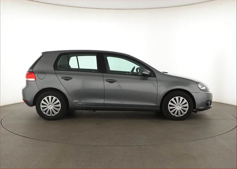 Volkswagen Golf (2012) 1.2 TSI, Tempomat - fotka 6 z 11