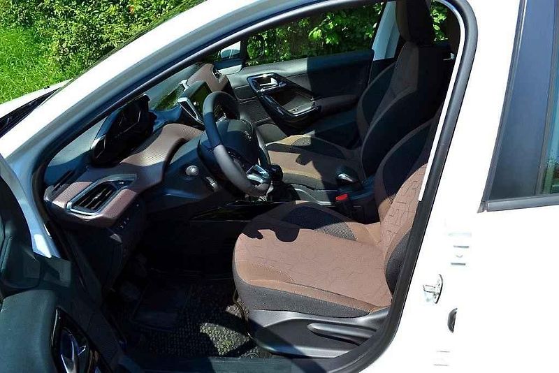 Peugeot 2008.