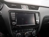 Škoda Octavia (2015) RS 2.0 TDI, Navi, Xenony - náhled 12