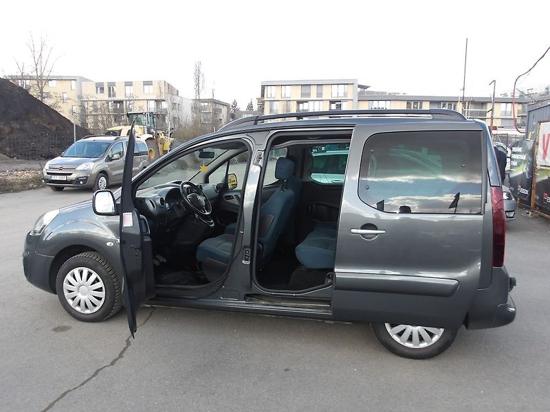 Citroën Berlingo 1,6HDi MULTISPACE 1.MAJITEL !! - fotka 6 z 32