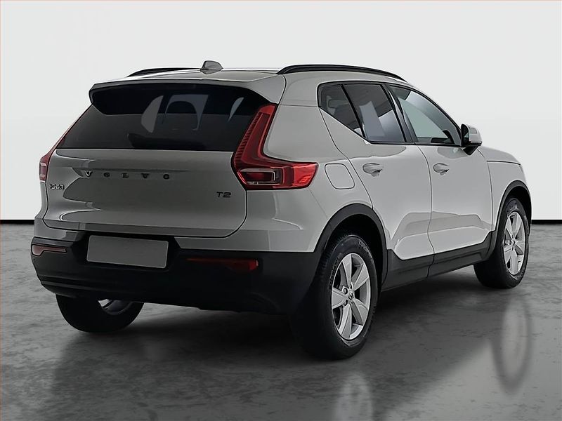 Volvo XC40 (2022) T2 - fotka 5 z 22