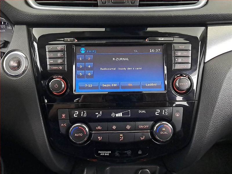 Nissan Qashqai (2018) Tekna 1.2 DIG-T, Serv.kniha - fotka 12 z 18