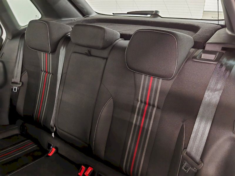 Škoda Kamiq (2025) 1.5 TSI 110 kW DSG Monte Carlo - fotka 24 z 29