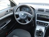 Škoda Octavia (2009) 2.0 TDI, po STK, rezervace - náhled 7