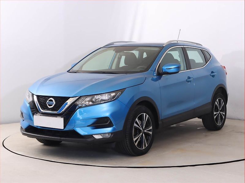 Nissan Qashqai (2022) 1.3 DIG-T, Serv.kniha - fotka 2 z 19