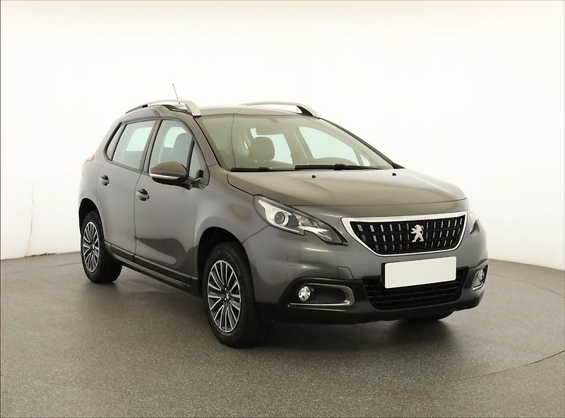 Peugeot 2008 (2019) 1.2 PureTech, ČR,1.maj - fotografie inzerátu