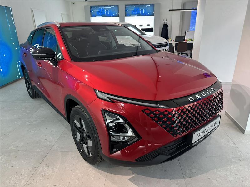 Omoda 5 (2026) 1,6 TGDi PREMIUM FACELIFT - fotka 2 z 11