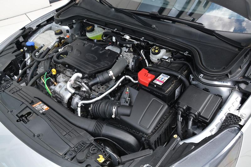 Ford Focus (2022) Kombi 1,5EcoBlue AUT8 88kW Edi - fotka 15 z 49
