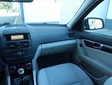 Mercedes-Benz Třídy C (2008) C 200 CDI, po STK, pěkný stav - náhled 8
