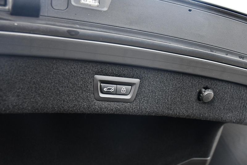 BMW Řada 8 840d xD M-SPORT HUD H/K  - fotka 53 z 62