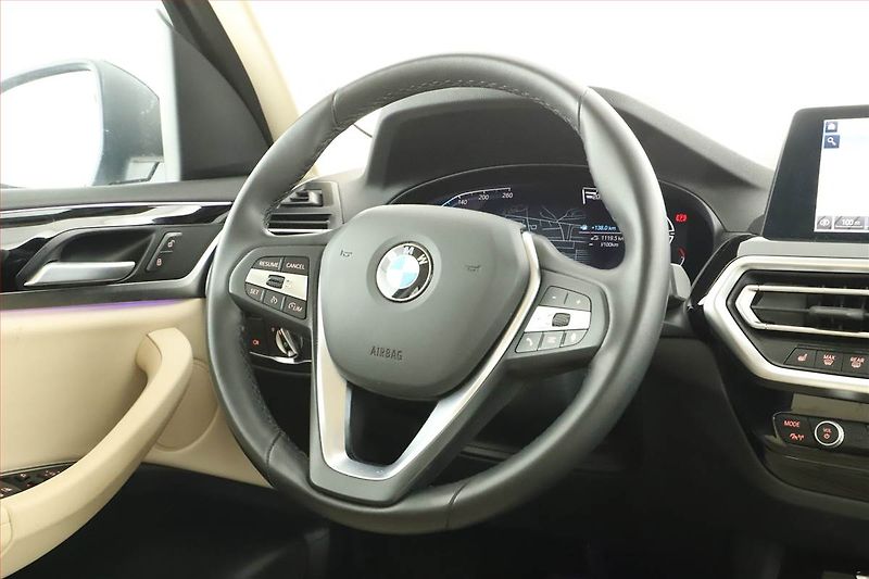 BMW X3 (2023) xDrive20d - fotka 8 z 19