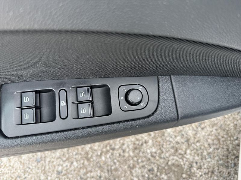 Škoda Superb (2013) 2.0TDi 103 KW 1.Majitel Tažné - fotka 29 z 41