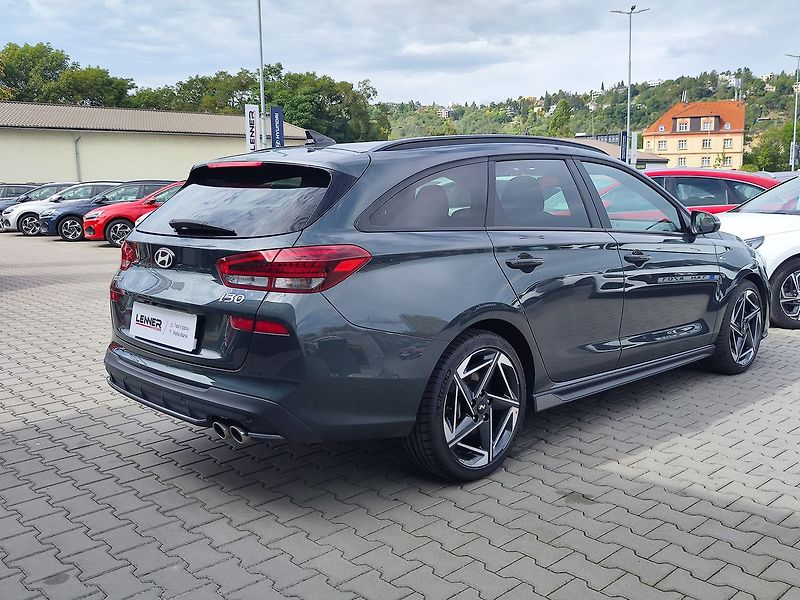 Hyundai i30 1.5 T-GDI/103kW N-Line DCT - fotka 5 z 35