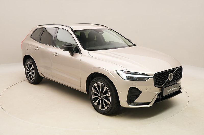 Volvo XC60 B4 AWD PLUS DARK AUT CZ 1.maj - fotka 17 z 57