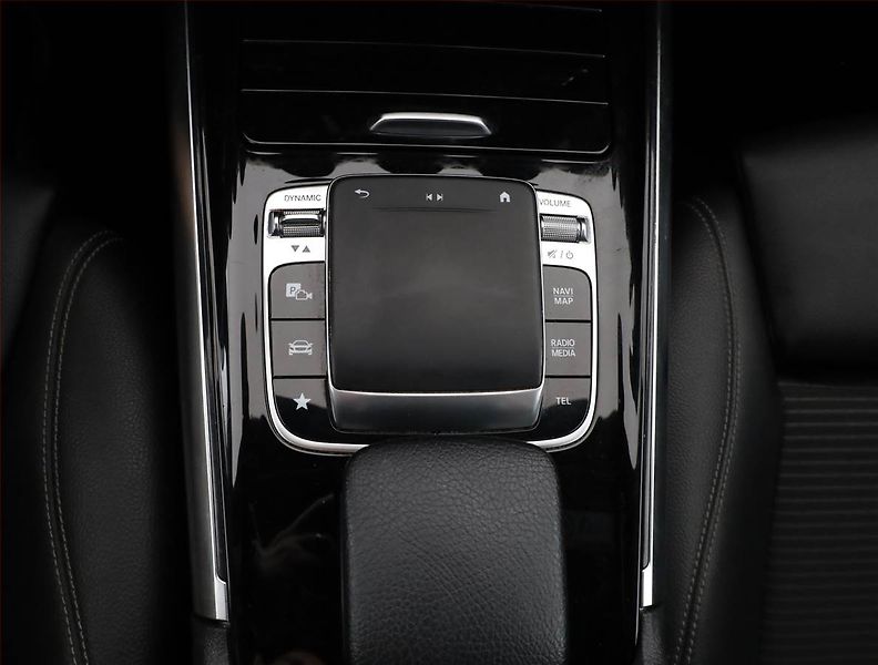 Mercedes-Benz Třídy B (2019) B 180 d, Automat, Kůže, Navi - fotka 11 z 18