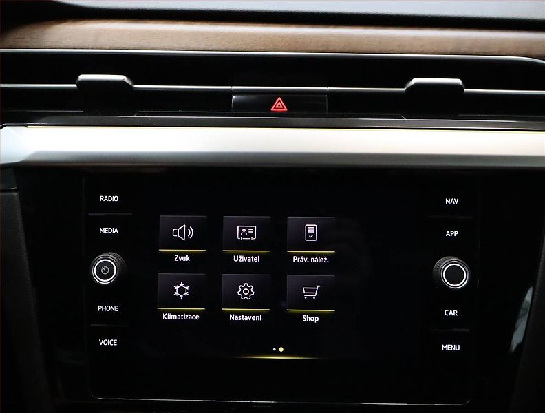 Volkswagen Arteon (2021) Elegance 2.0 TDI - fotka 18 z 26