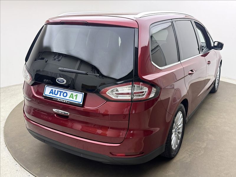 Ford Galaxy 2,0 4X4 AUT 7 MÍST PANO TAŽNÉ - fotka 4 z 48