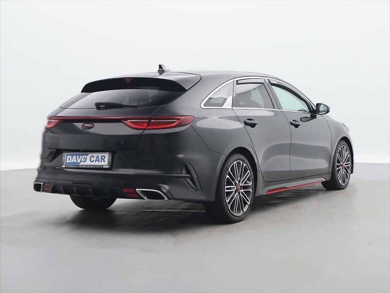 Kia Ceed GT 1,6 T-GDI 150kW DCT CZ - fotka 7 z 34