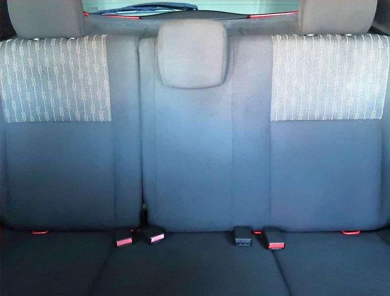 Dacia Sandero (2012) 1.2 16V, po STK, jezdí výborně - fotka 10 z 13