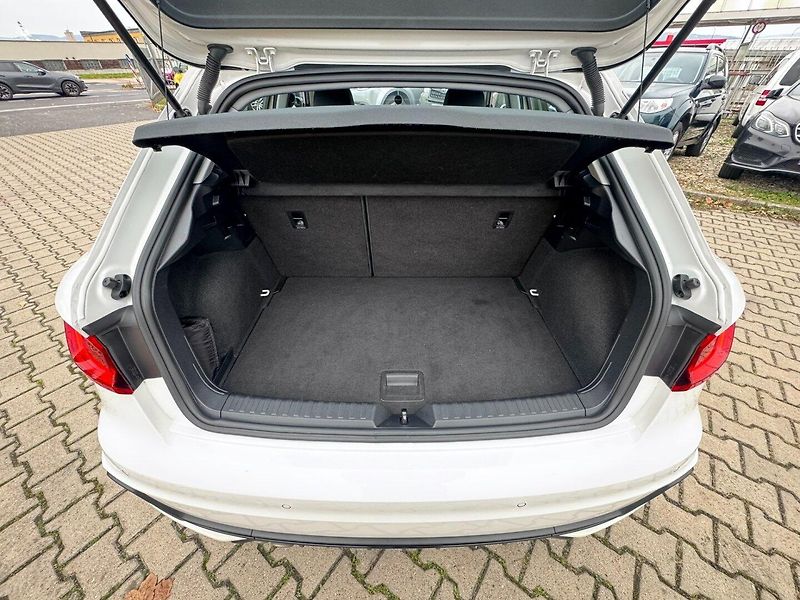 Audi A1 (2019) 2,0 TFSI 147 KW S-LINE DPH - fotka 48 z 50