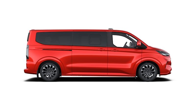 Ford Tourneo Custom (2026) Titanium X L2, Tourneo, 2.0 Ec - fotka 2 z 9