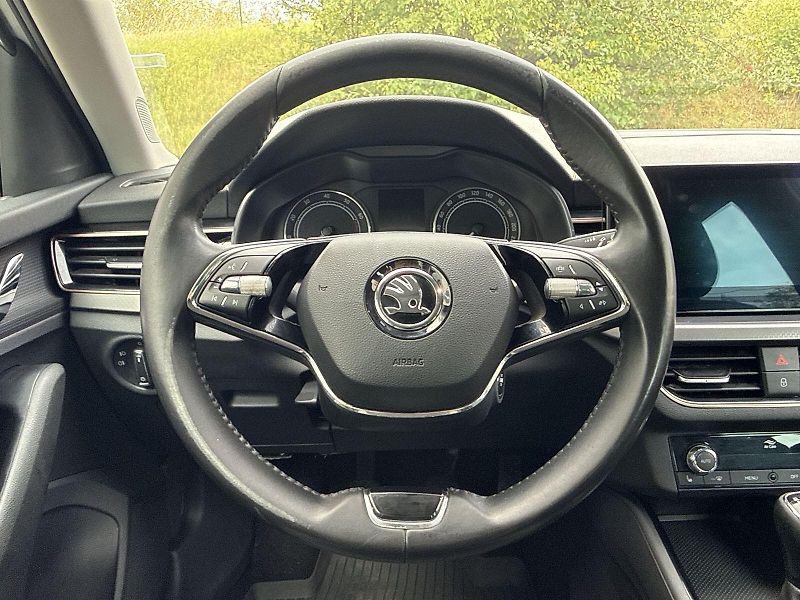 Škoda Scala (2022) 1.5 TSI Style - fotka 17 z 31
