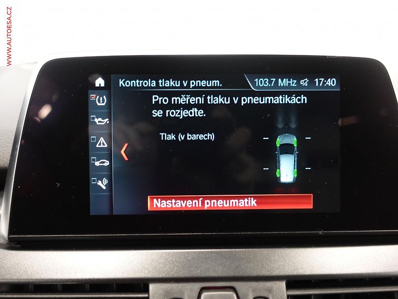 BMW Řada 2 (2017) 2.0d 220d xDrive, AT, navi - fotka 18 z 22