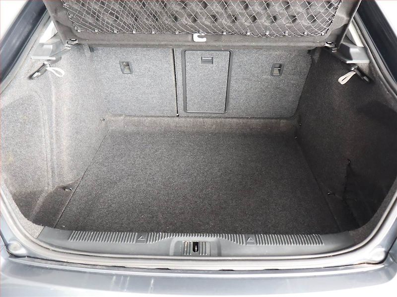 Škoda Octavia (2011) 1.8 TSI, Automat, Serv.kniha - fotka 14 z 20