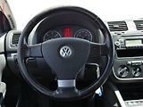 Volkswagen Golf (2009) 1.9TDi, AC, výhřev sed - náhled 13