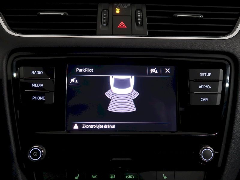 Škoda Octavia (2018) AMBITION 1.6TDI 85KW DSG - fotka 20 z 30