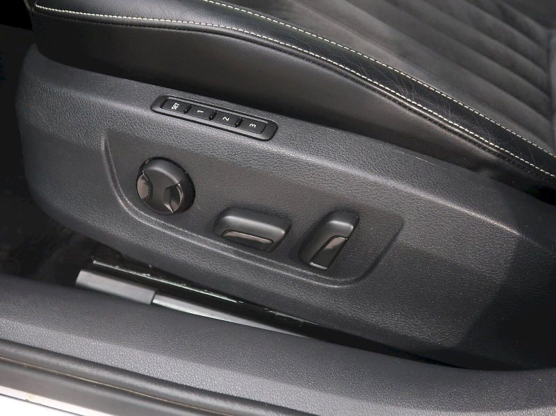 Škoda Superb (2022) STYLE 2.0TSI 140KW - fotka 14 z 39