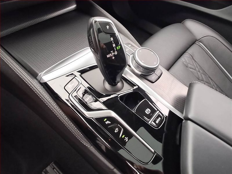 BMW Řada 6 (2021) 630d xDrive GT - fotka 20 z 27