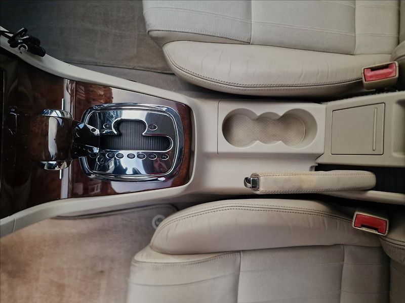 Škoda Superb 2.5 TDI  V6 120kW Elegance,ČR - fotka 28 z 46
