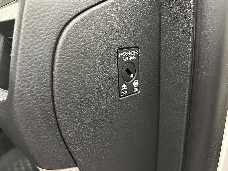 Volkswagen Transporter 2.0 TDI Long - fotka 18 z 21