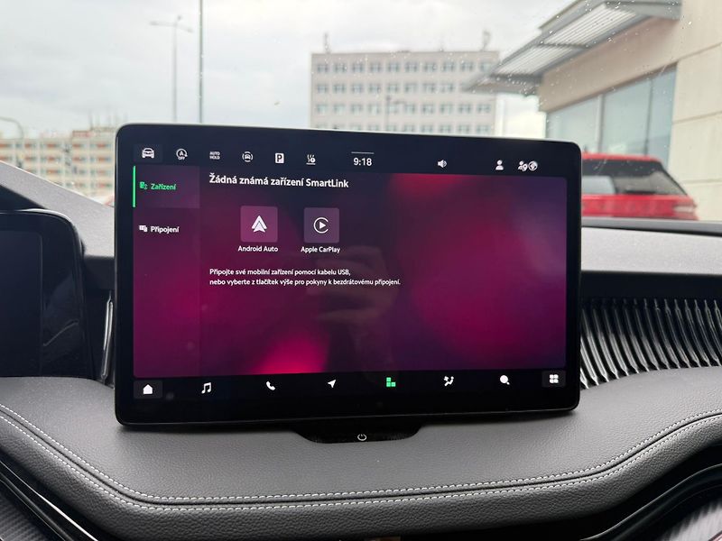 Škoda Superb Sportline 2.0 TDI 110kw DSG Co - fotka 14 z 30