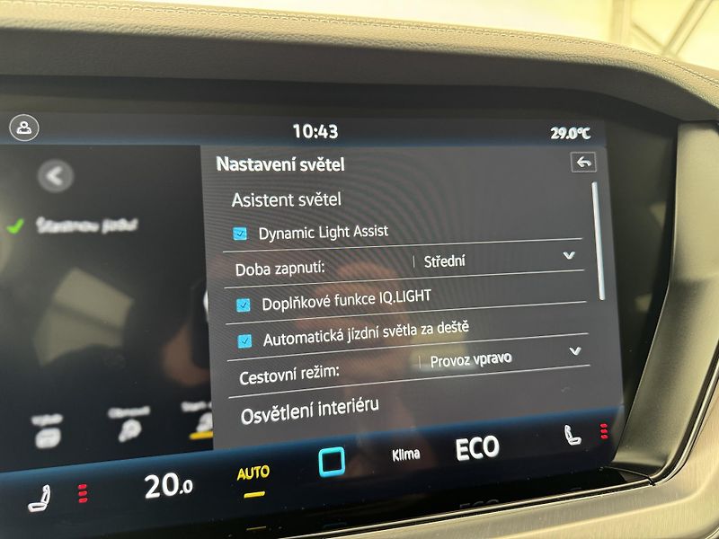 Volkswagen Touareg 3.0Tdi*1-MAJ*DPH*ELEGANCE* - fotka 33 z 49