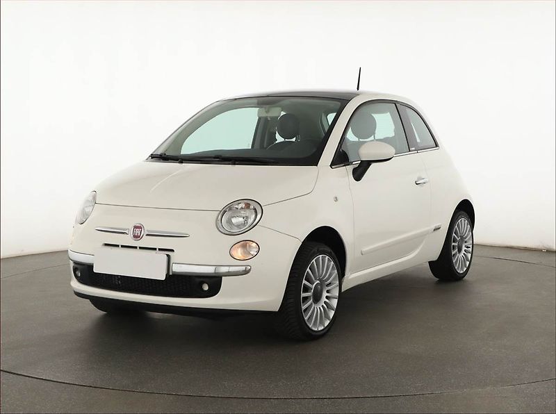 Fiat 500 (2015) 1.3 MultiJet, Pan. střecha - fotka 2 z 12