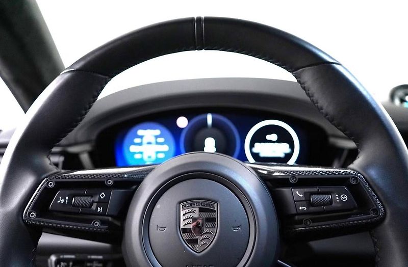 Porsche Macan Turbo GTS Matrix Kamera HuD - fotka 10 z 22