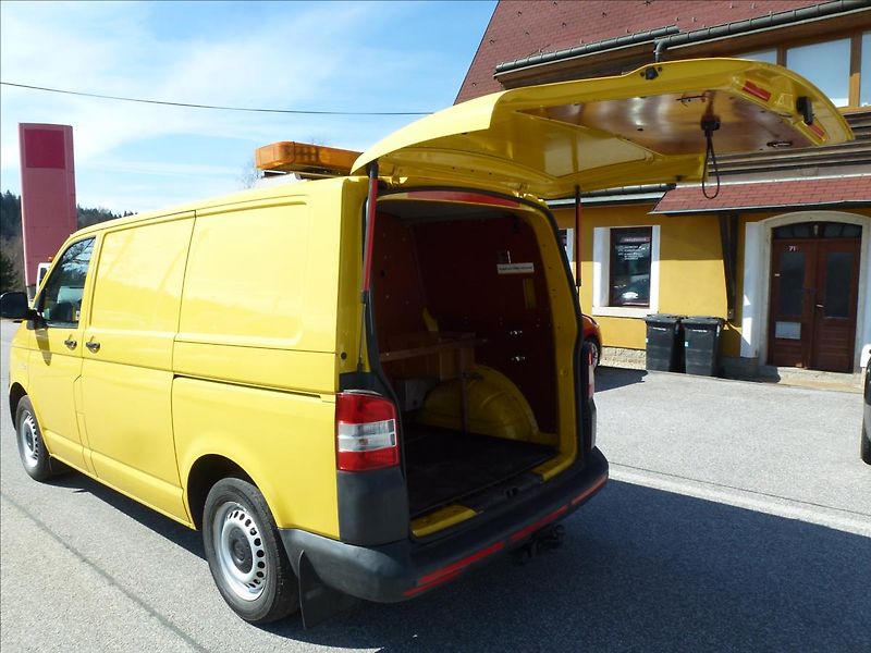 Volkswagen Transporter 2,0 TDI Pojízdná dílna - fotka 27 z 55