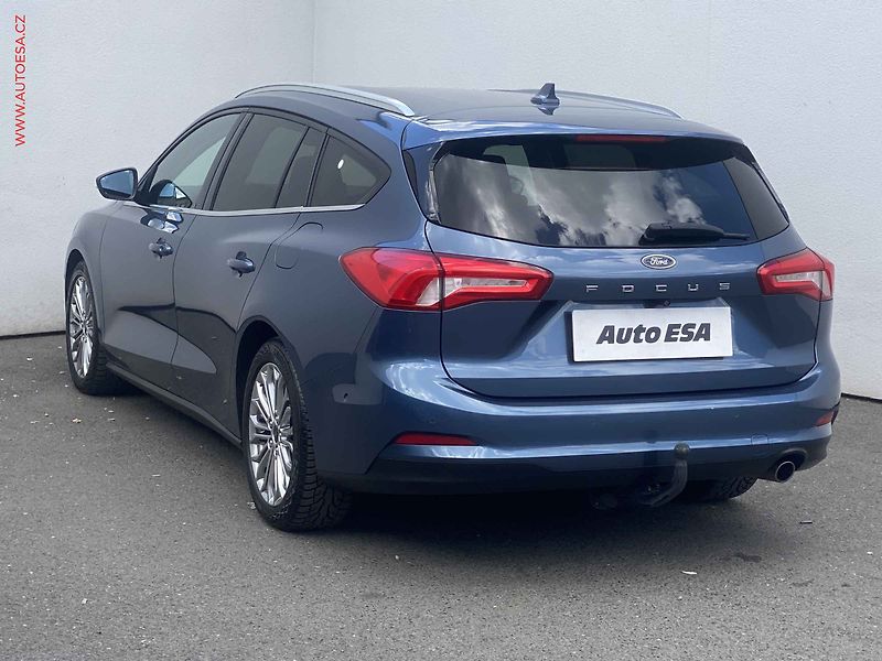 Ford Focus (2019) 2.0 TDCi, Titanium, AT, LED - fotka 6 z 18