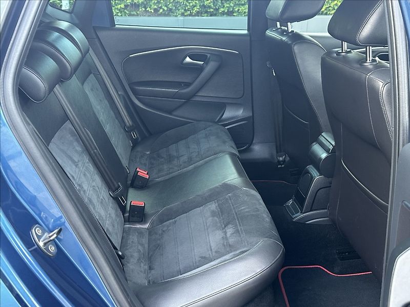 Volkswagen Polo 1,8 TSI 192PS  GTI DSG - fotka 19 z 51