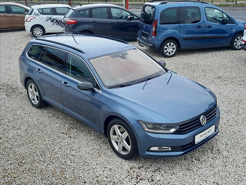Volkswagen Passat Variant 2.0 TDI 110KW - fotka 1 z 59