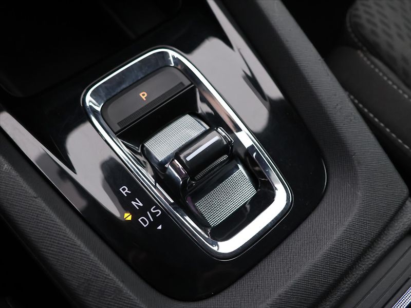Škoda Octavia 2,0 TDI 110kW DSG Style CZ - fotka 20 z 29