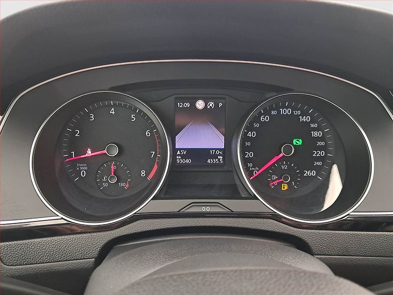 Volkswagen Passat (2020) Comfortline 2.0 TSI - fotka 11 z 18
