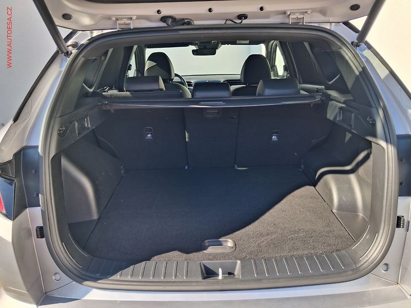 Hyundai Tucson (2022) 1.6 T-GDi 4X4, 1.maj,ČR, N - fotka 7 z 17