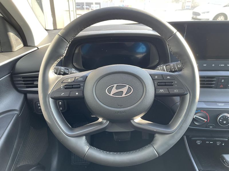 Hyundai i20 26 1,0 T-GDI DCT SMART - fotka 14 z 28
