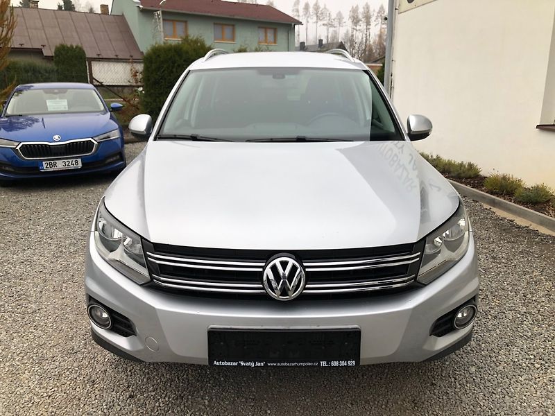 Volkswagen Tiguan (2012) 2.0 TDi  4x4 Track Webasto NAV - fotka 9 z 26